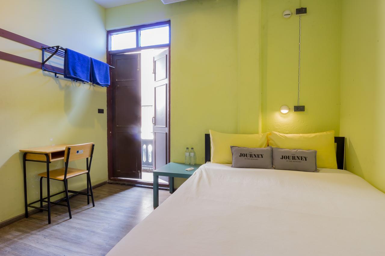 Oldtown Hostel Bangkok Eksteriør billede