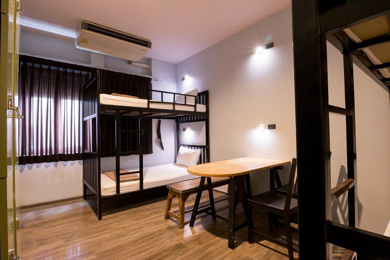 Oldtown Hostel Bangkok Eksteriør billede