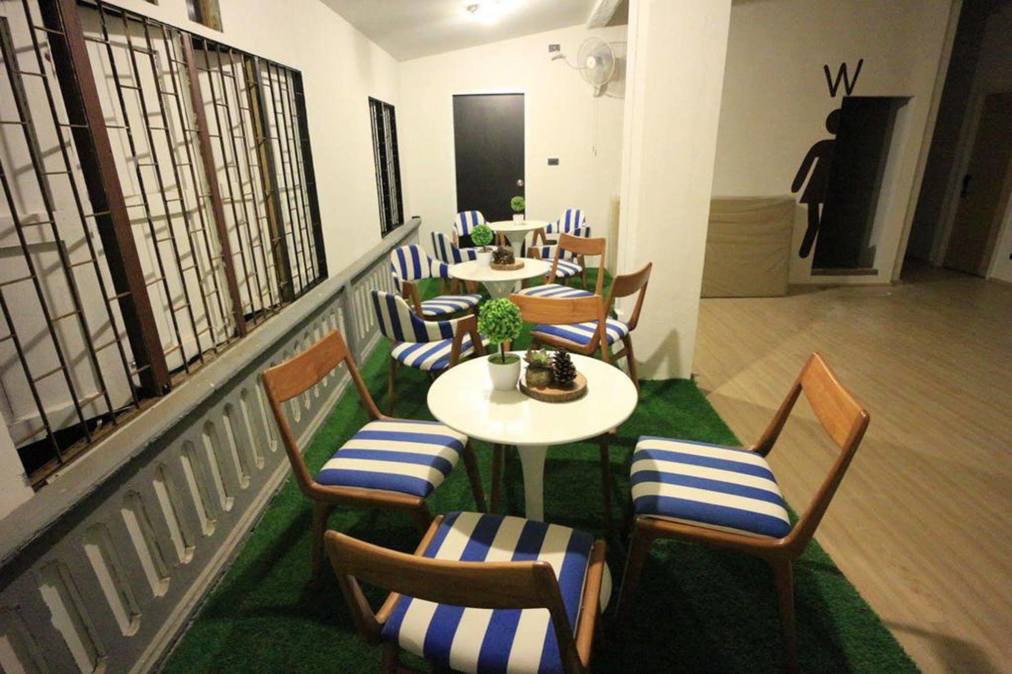 Oldtown Hostel Bangkok Eksteriør billede