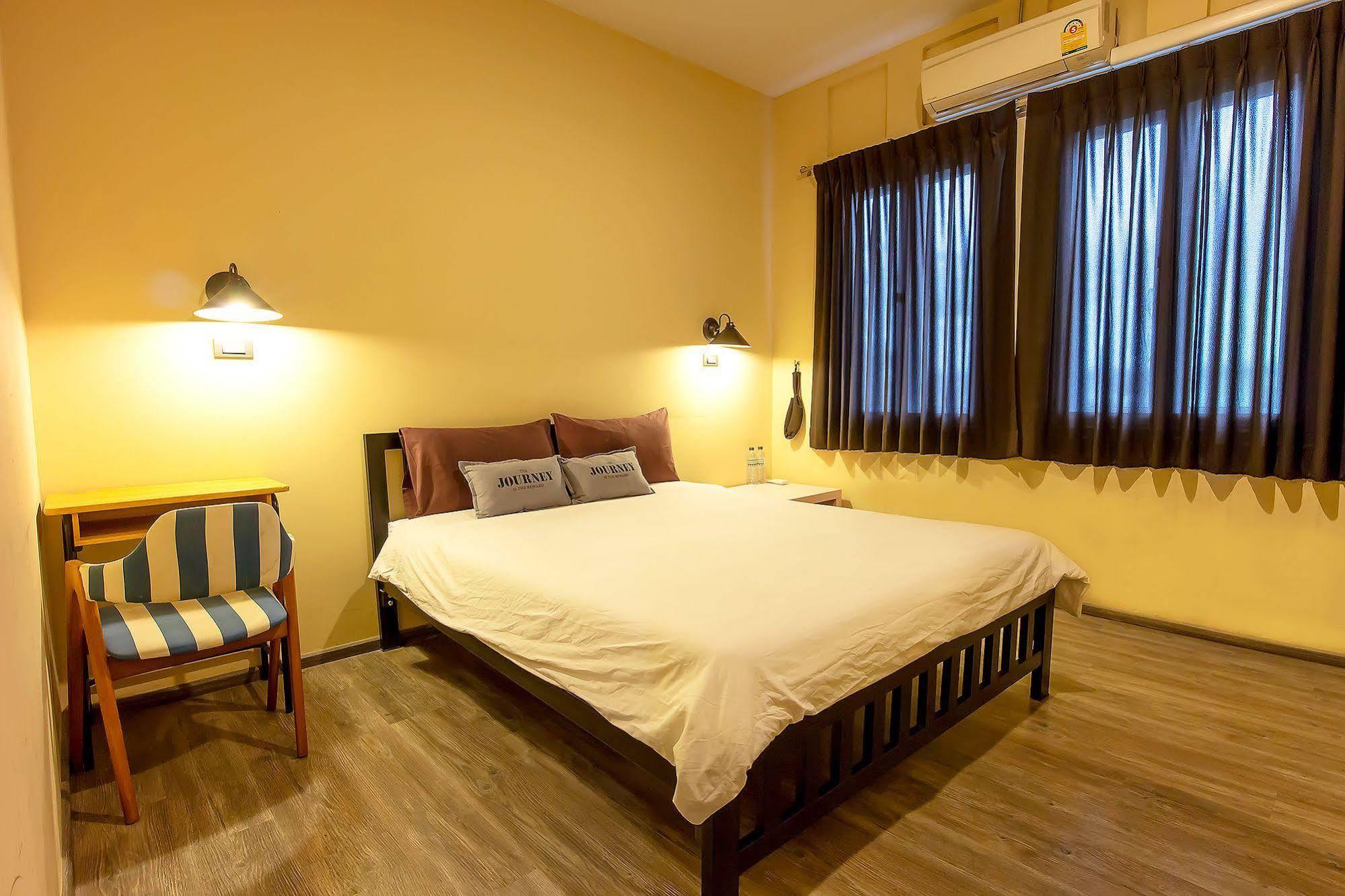 Oldtown Hostel Bangkok Eksteriør billede