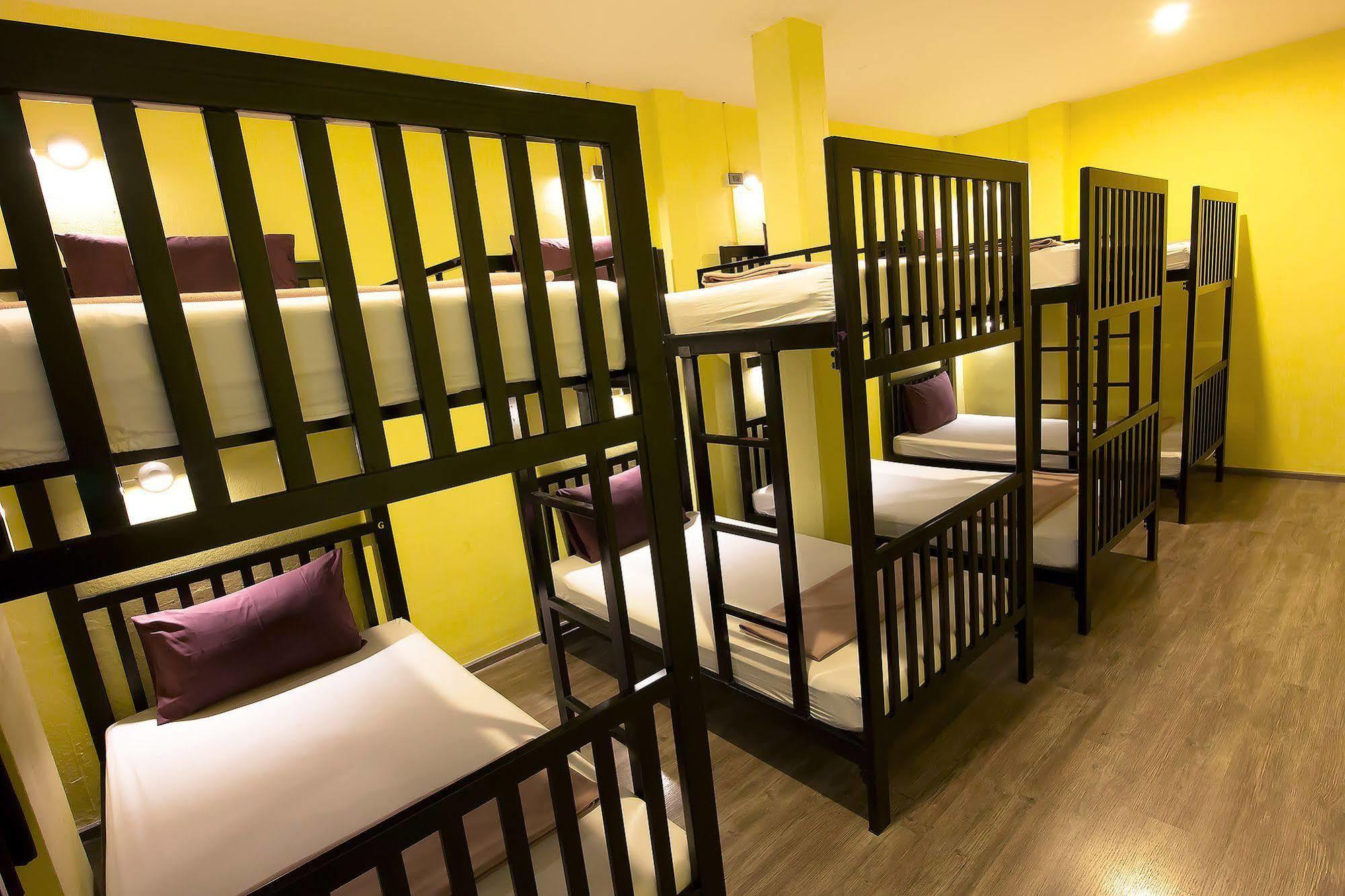 Oldtown Hostel Bangkok Eksteriør billede