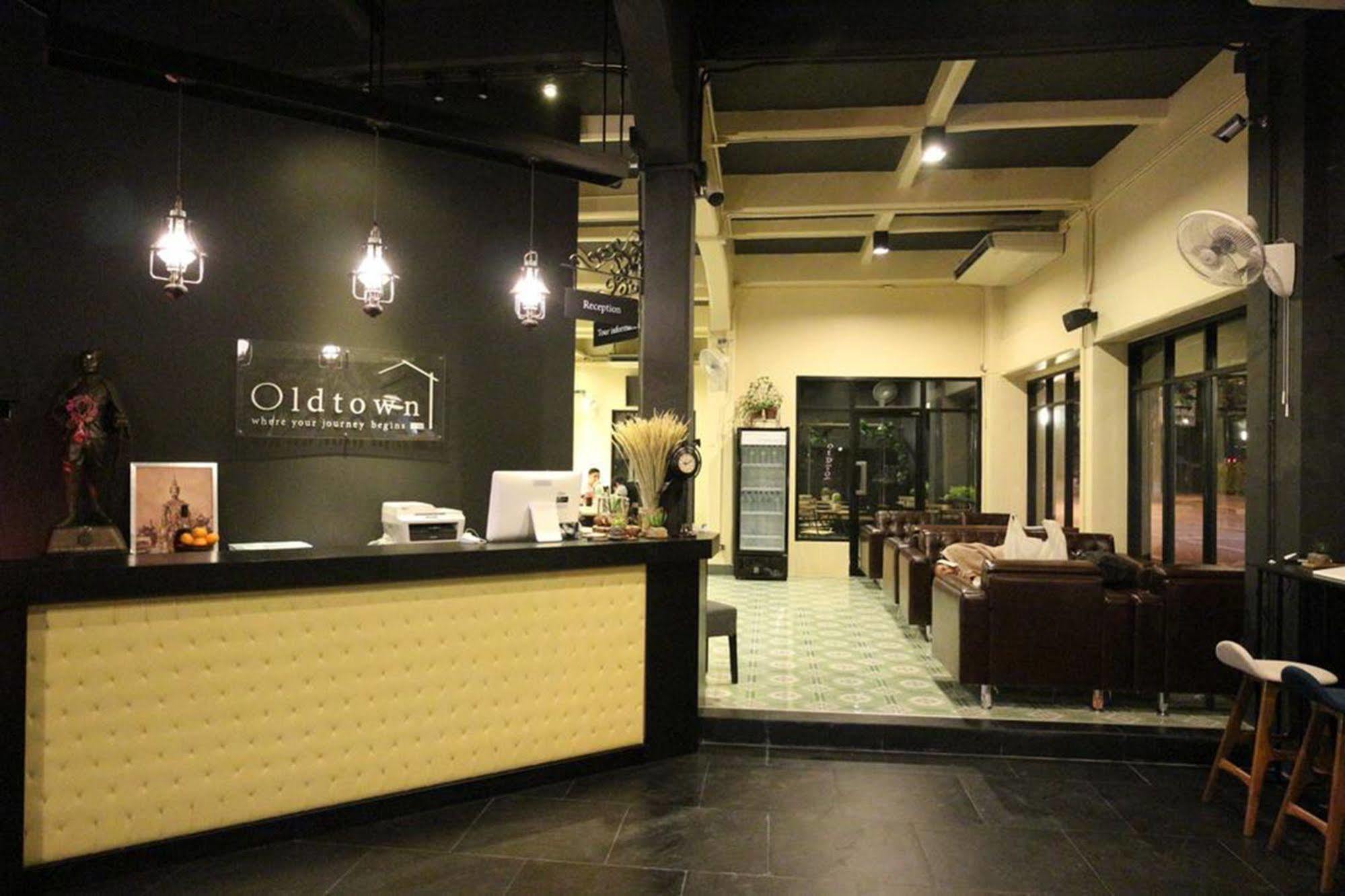 Oldtown Hostel Bangkok Eksteriør billede